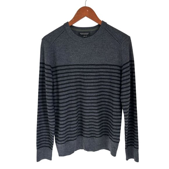 Banana Republic Mens M Gray & Black Striped 100% Merino Wool Crewneck Sweater - Picture 1 of 7